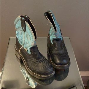 Used Justin Cowboy Boots